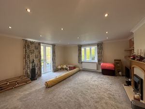 Lounge- click for photo gallery